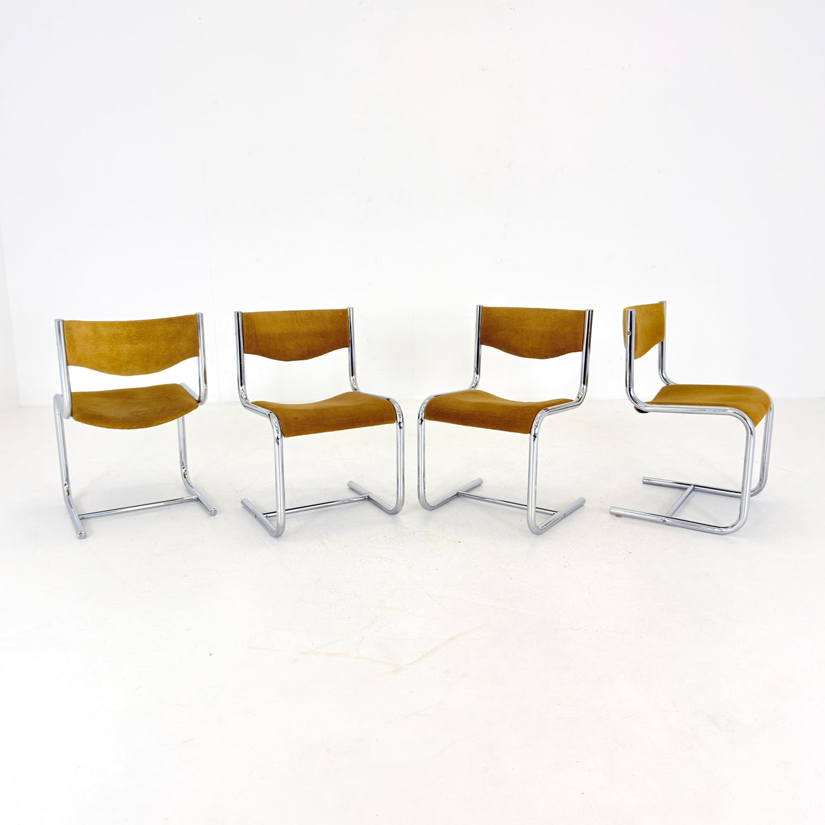 Set of 4 Mid Century Bauhaus Cantilever Dining Chairs, 1980s Germany
