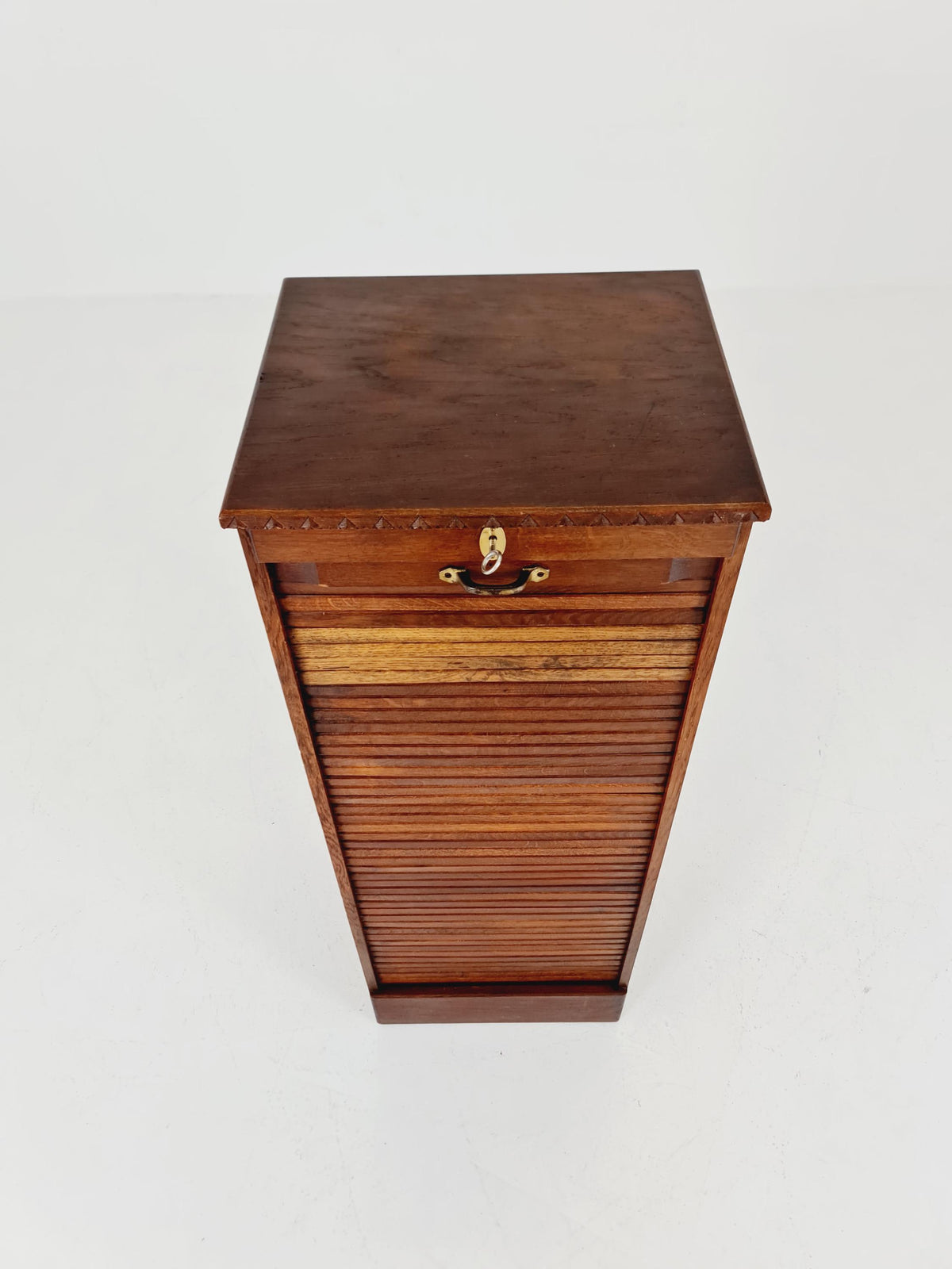 Bauhaus German roll document cabinet in walnut Wood , 1930s