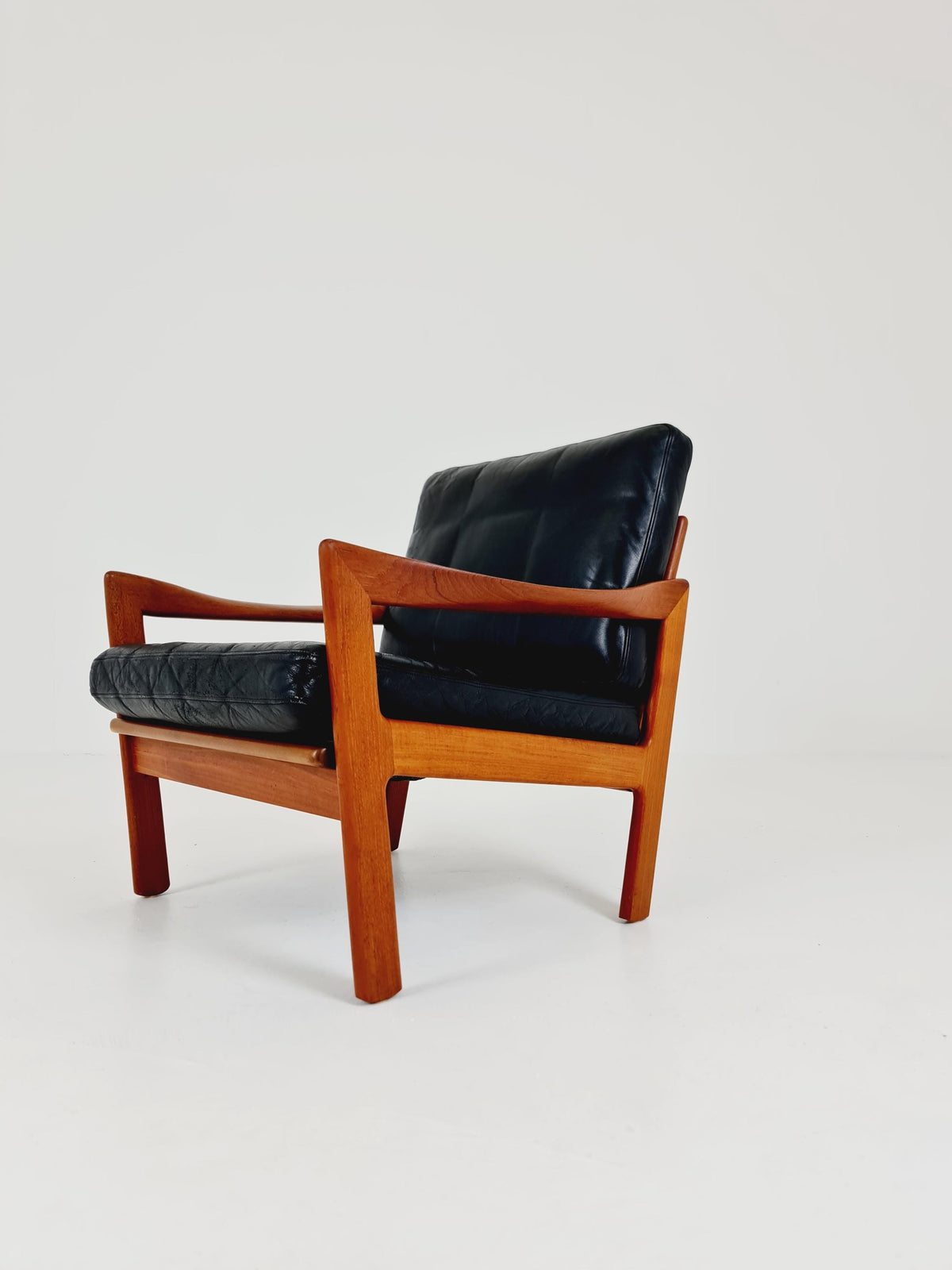 Mid century easy lounge chair by Illum Wikkeslo Eilersen in solid teak, 1960s,