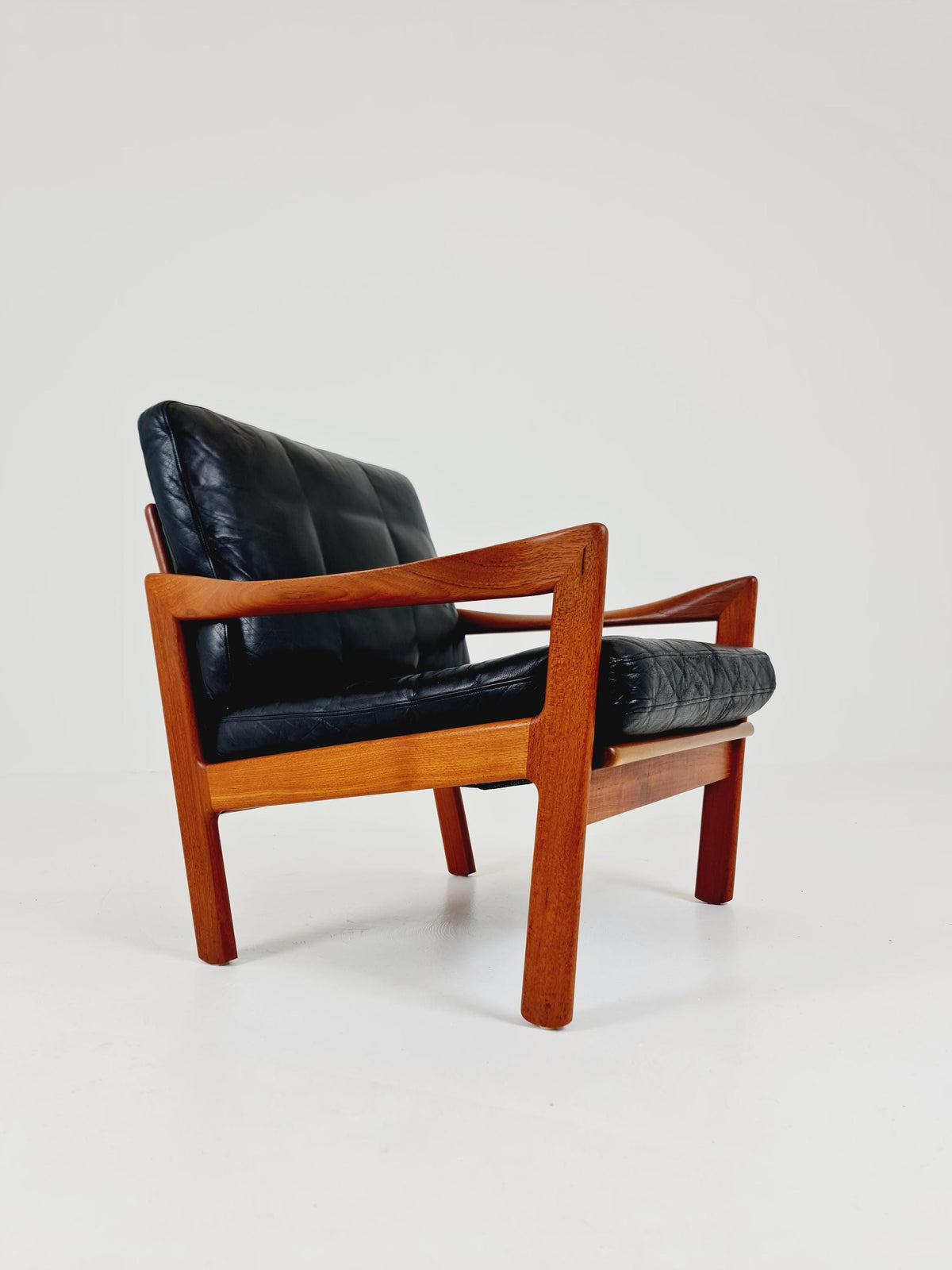 Mid century easy lounge chair by Illum Wikkeslo Eilersen in solid teak, 1960s,