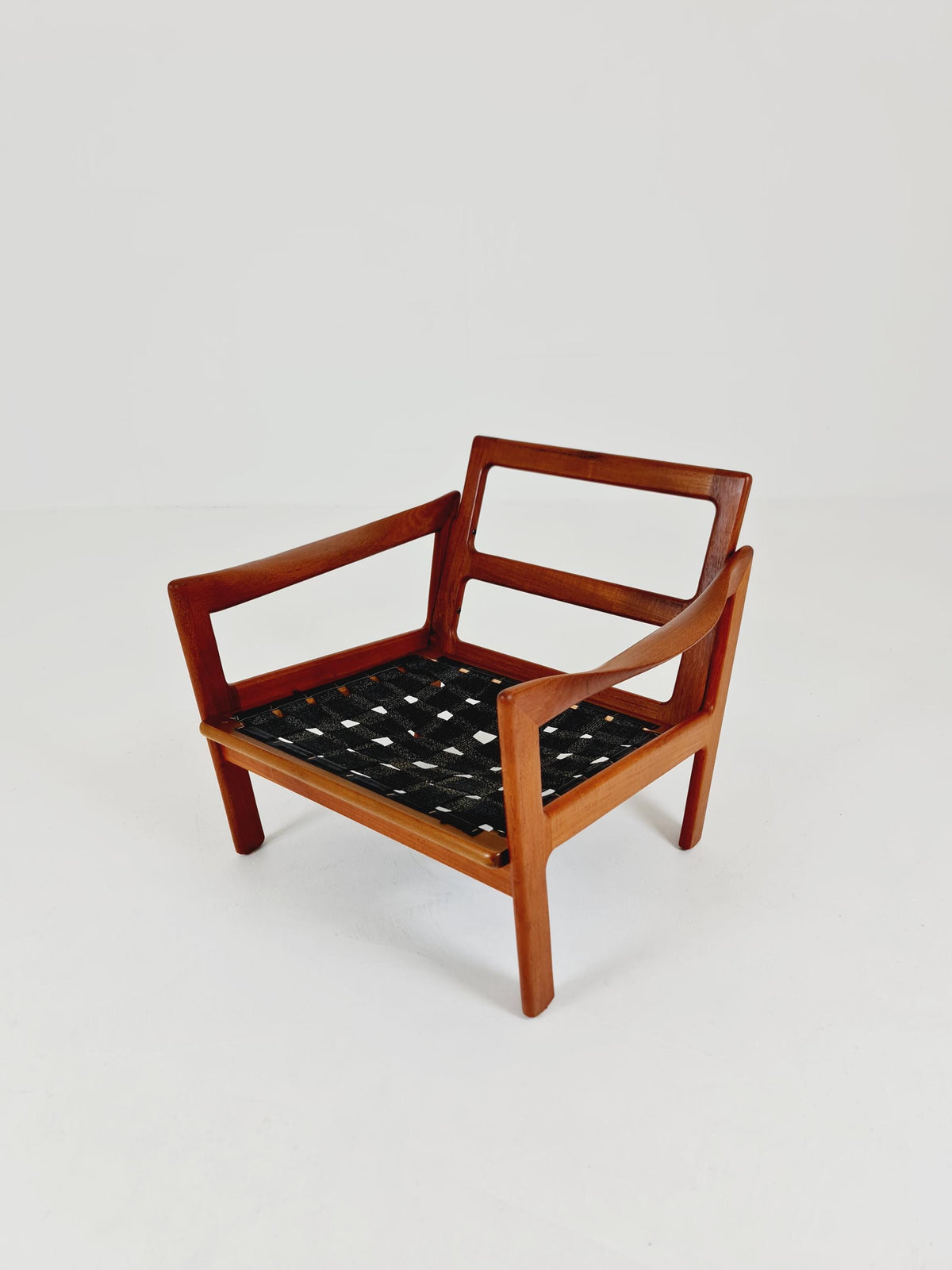 Mid century easy lounge chair by Illum Wikkeslo Eilersen in solid teak, 1960s,