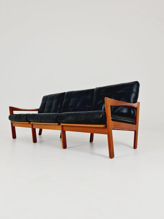 Mid century Sofa by Illum Wikkeslo Eilersen in solid teak, 1960s,