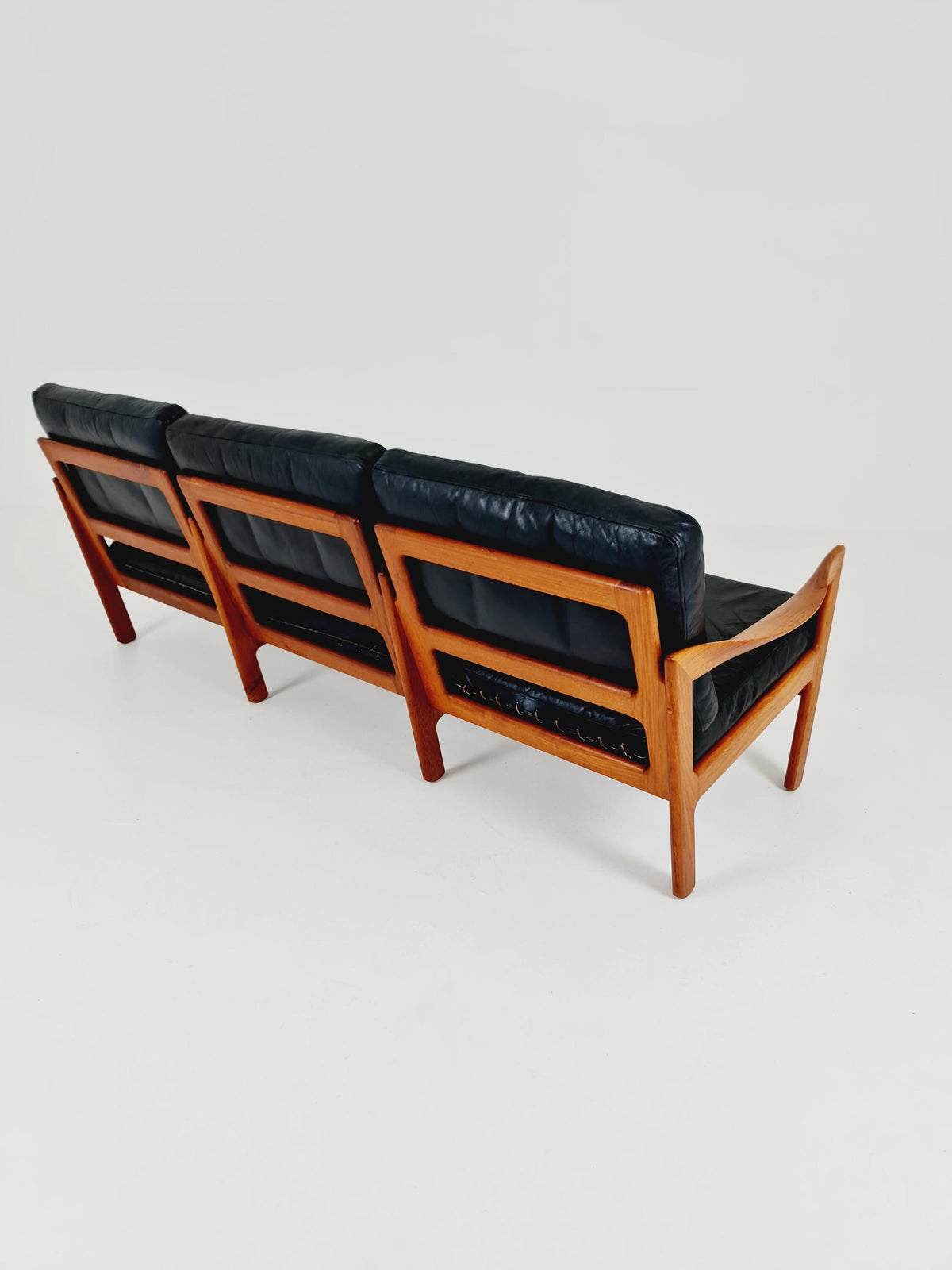 Mid century Sofa by Illum Wikkeslo Eilersen in solid teak, 1960s,