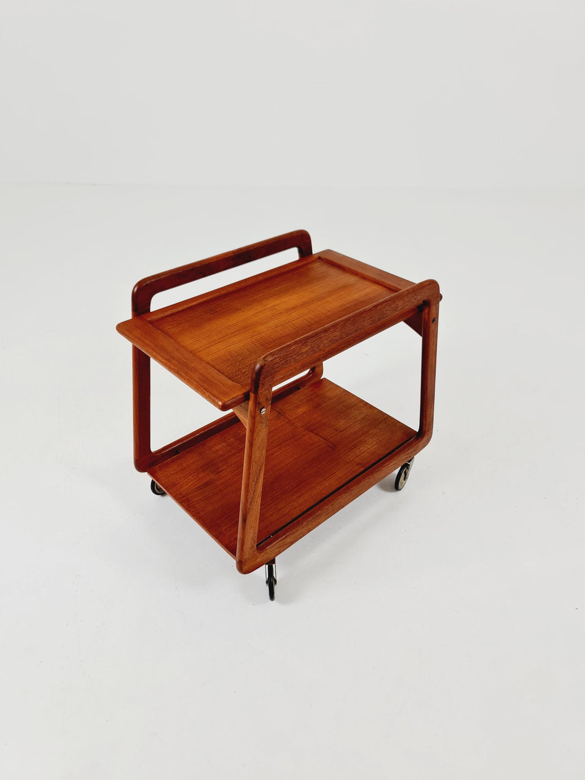 Vintage mid century danish trolley in solid teak/ bar cart By SIKA Mobler , 1960s