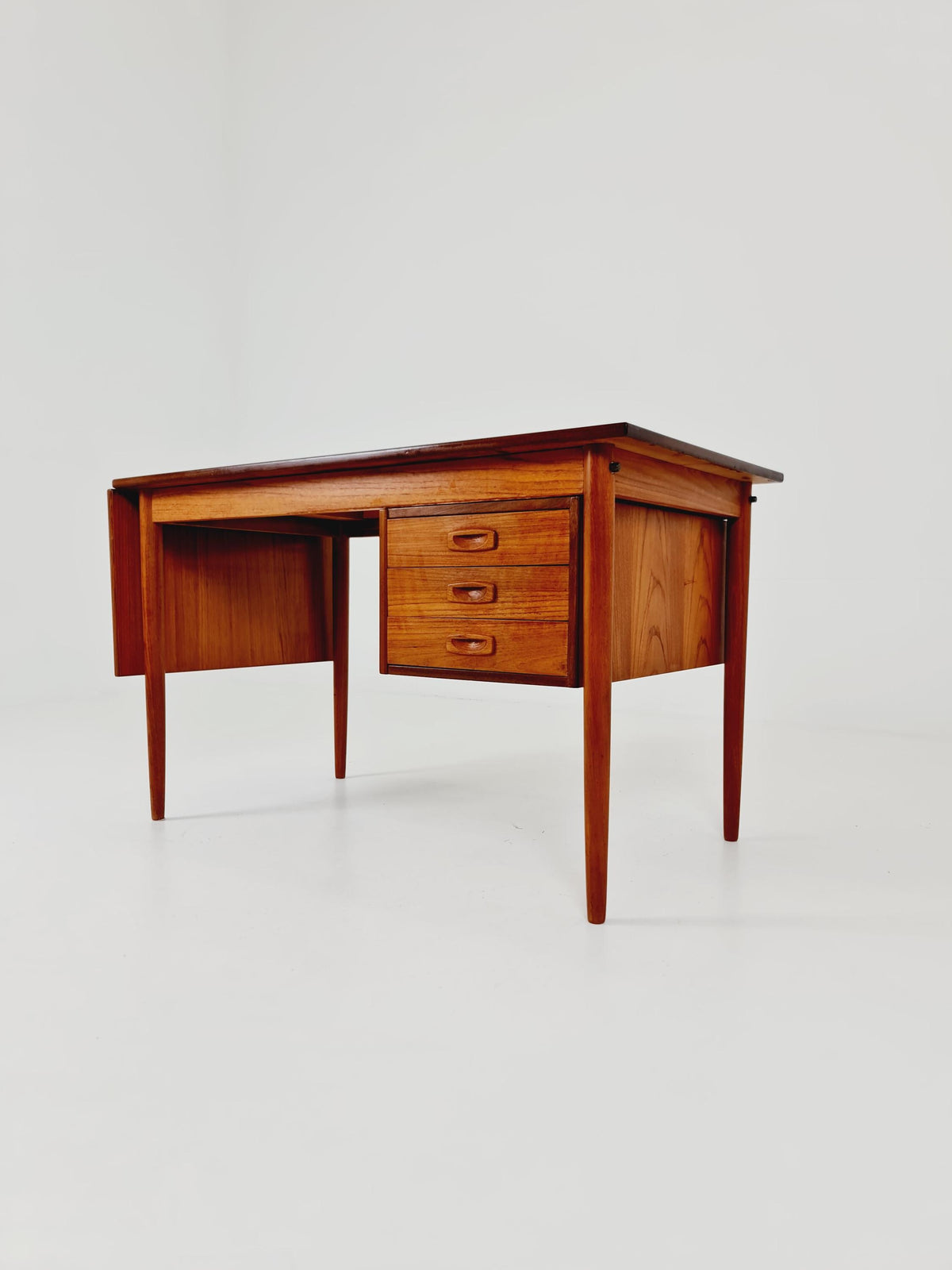 Mid century Danish leaf Drop teak desk By Arne Vodder For H.Sigh & Son , 1960s