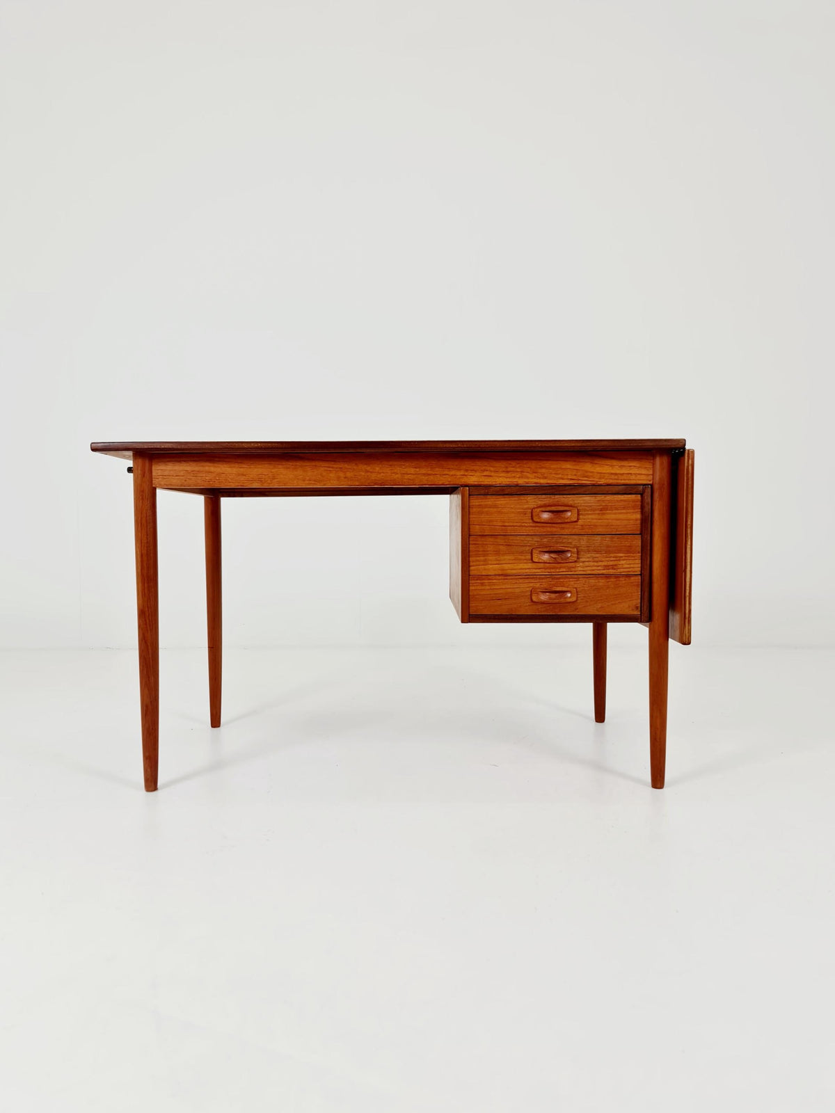 Mid century Danish leaf Drop teak desk By Arne Vodder For H.Sigh & Son , 1960s