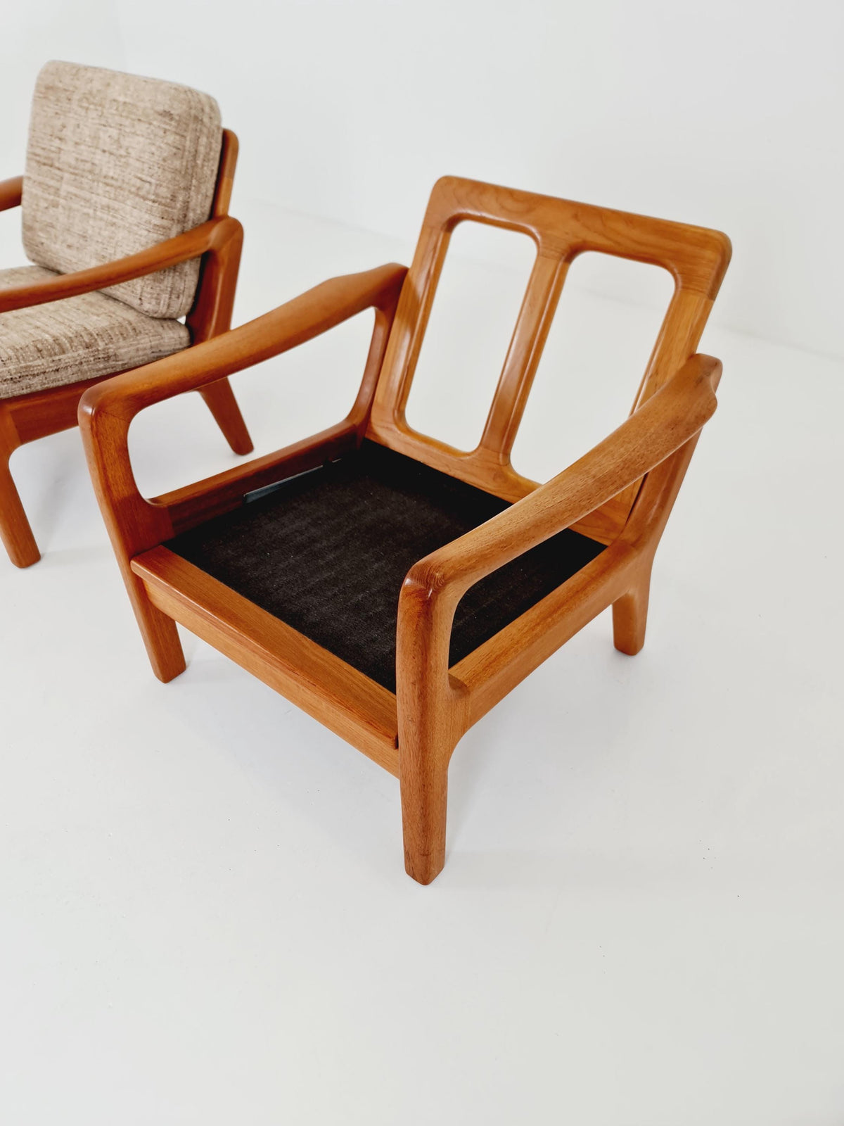 Mid century Danish easy lounge chairs by Juul Kristensen , 1970s, Set of 2
