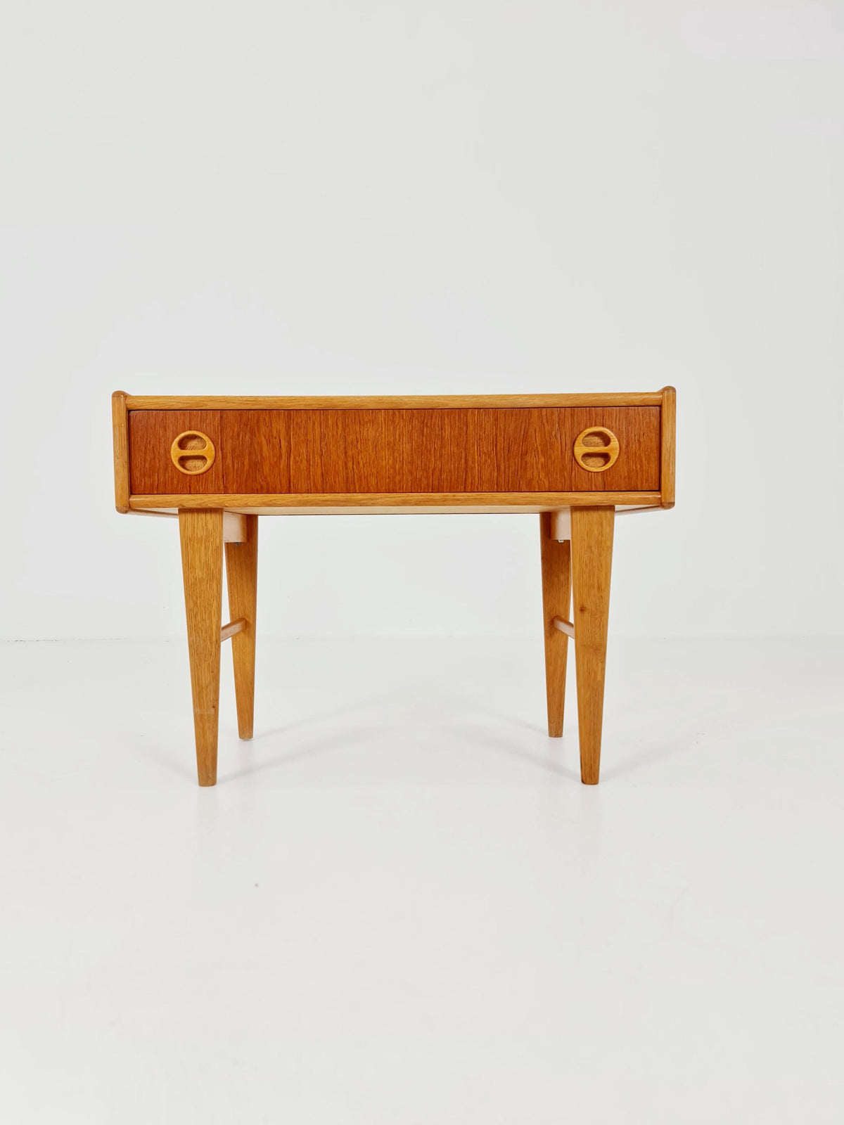 Midcentury Carlström & Co Teak Vintage Side table/ Bedside table/ Night stand straight from the sixties
