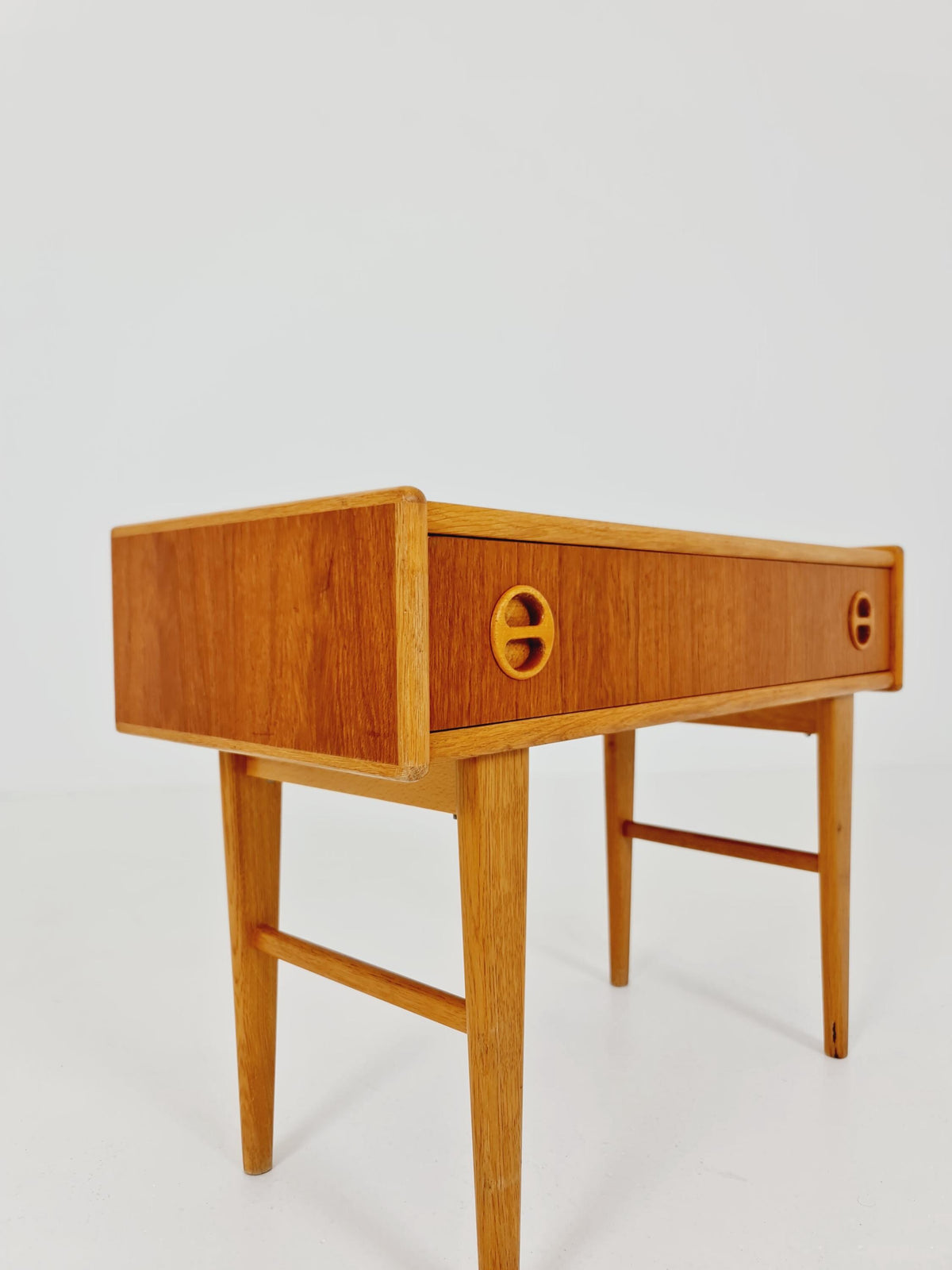 Midcentury Carlström & Co Teak Vintage Side table/ Bedside table/ Night stand straight from the sixties