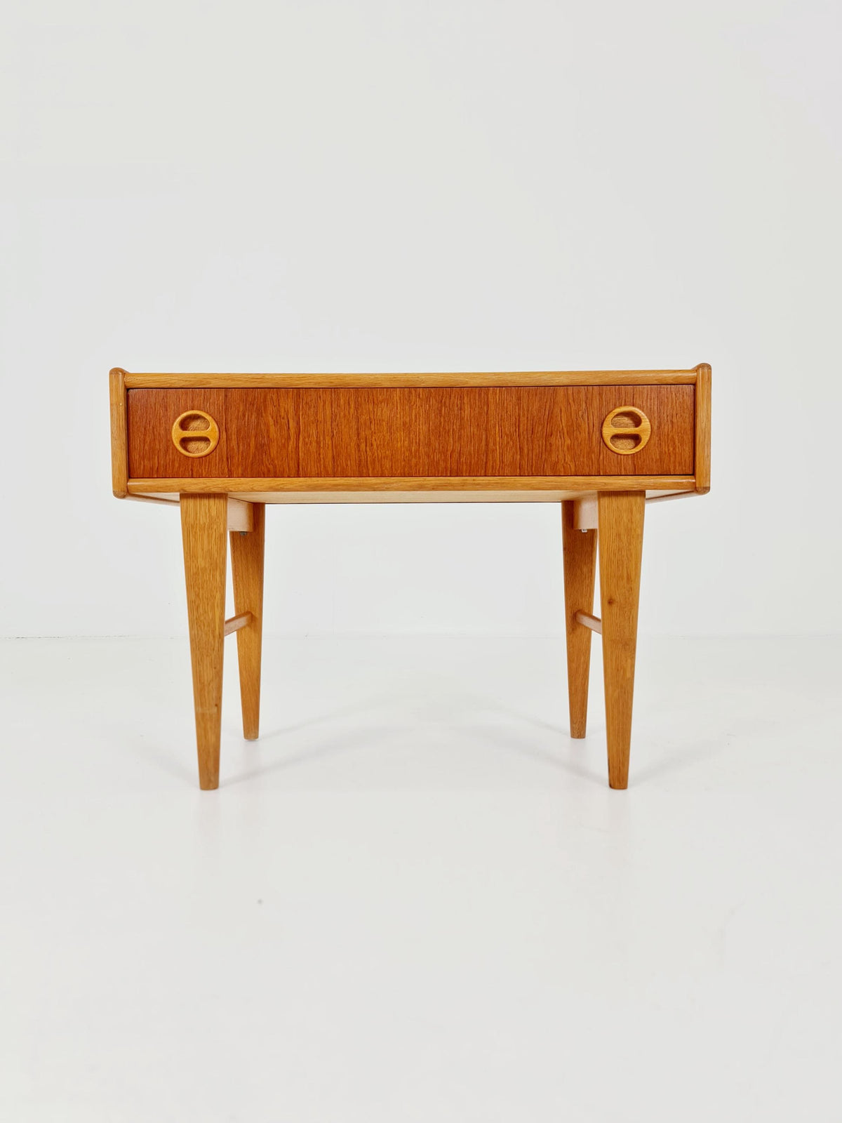 Midcentury Carlström & Co Teak Vintage Side table/ Bedside table/ Night stand straight from the sixties