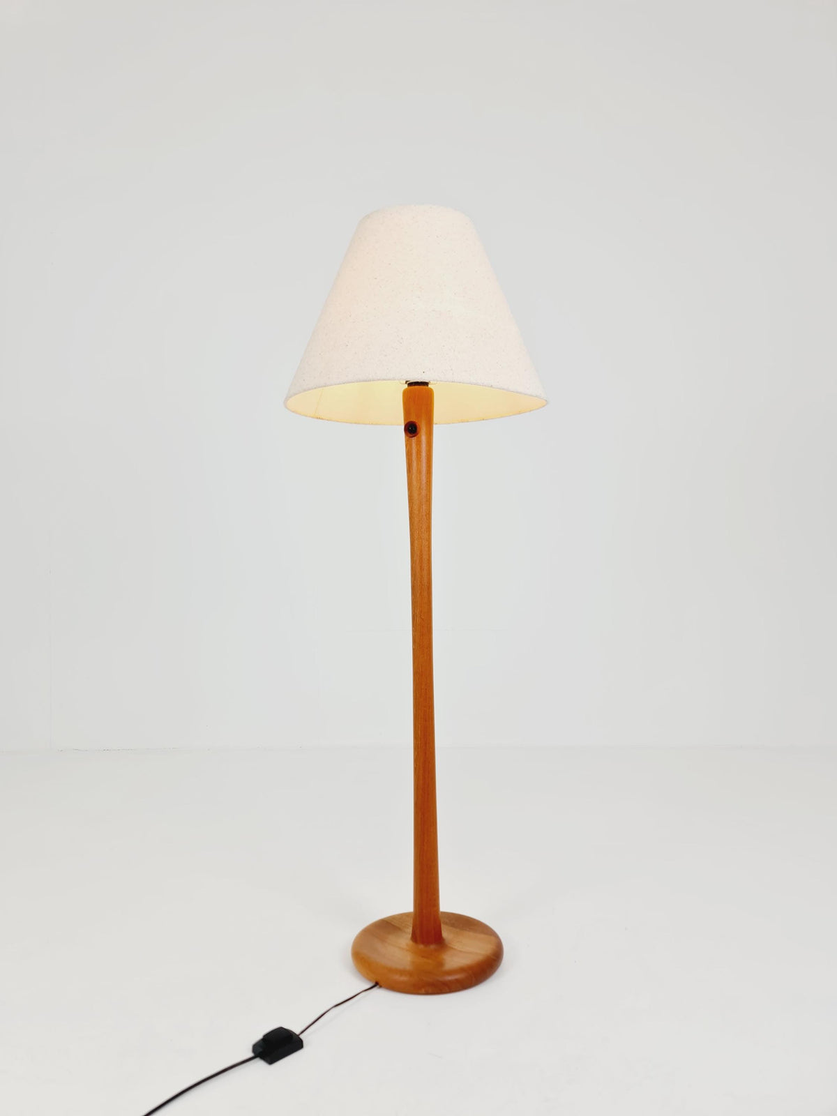 Rare big Midcentury Danish floor lamp by Dyrlund solid teak, 1960s