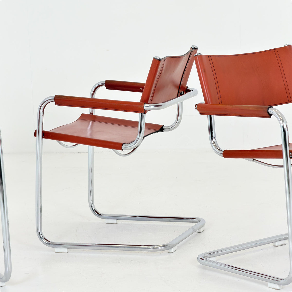 set of 4 Mid century Bauhaus Leather b34 armchairs by Mart Stam & Marcel Breuer for Fasem, Italy 1985