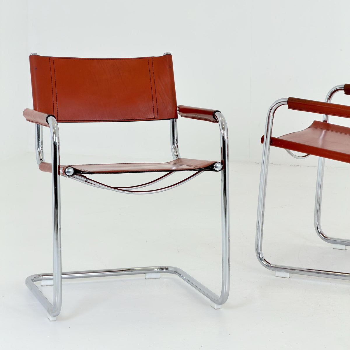 set of 2 Mid century Bauhaus Leather b34 armchairs by Mart Stam & Marcel Breuer for Fasem, Italy 1985