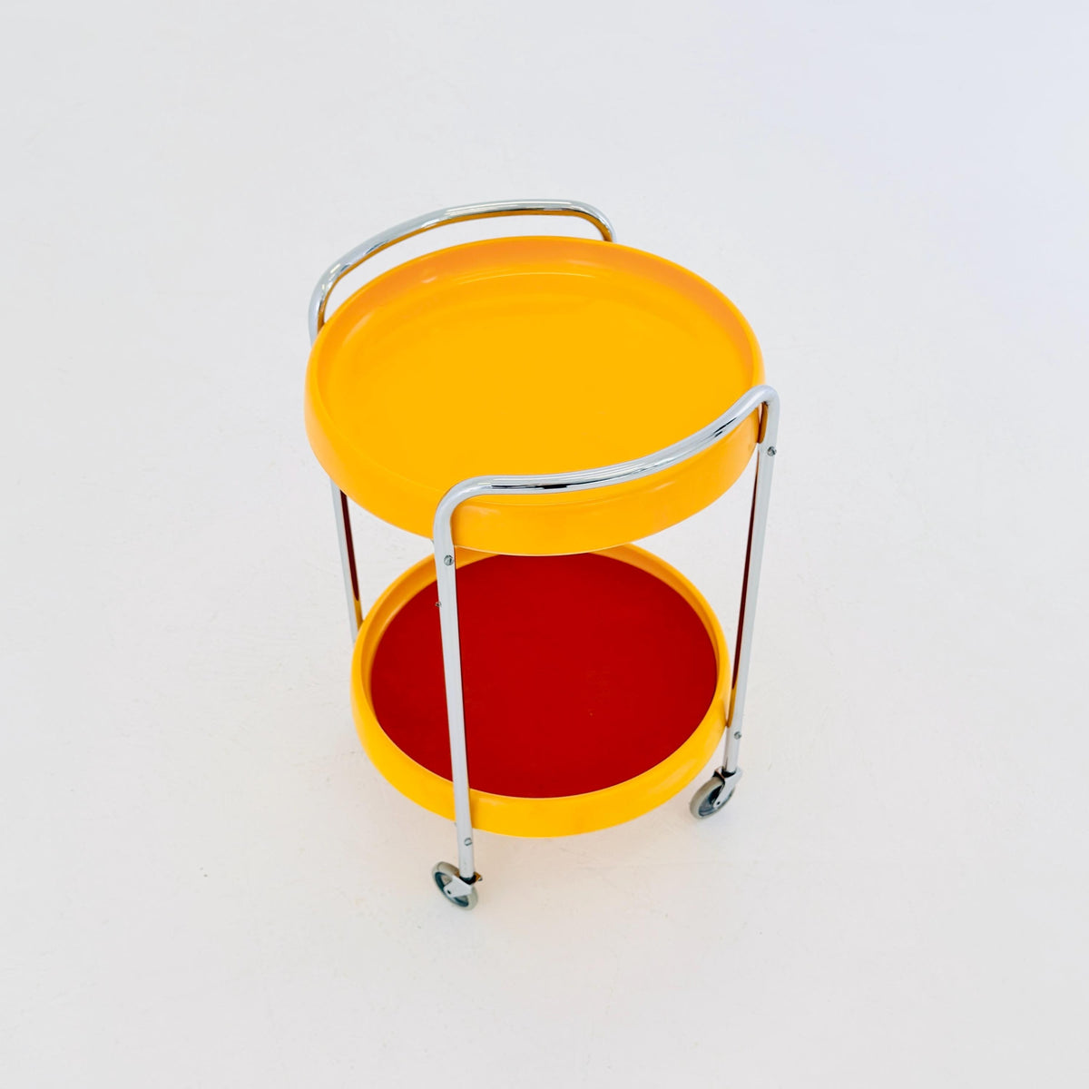 Mid century Spaceage Plastic and Metal Chrome Round Italian Bar Cart, 1980s