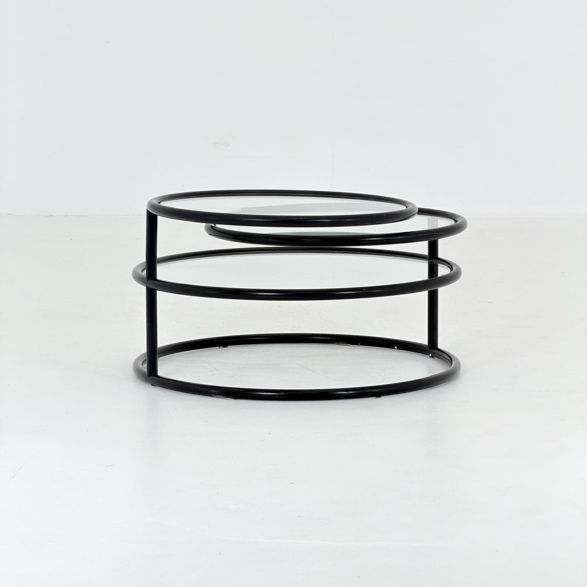 Mid-Century Black 3-Tier Swivel Coffee Table by Milo Baughman, Expandable Turntable Design