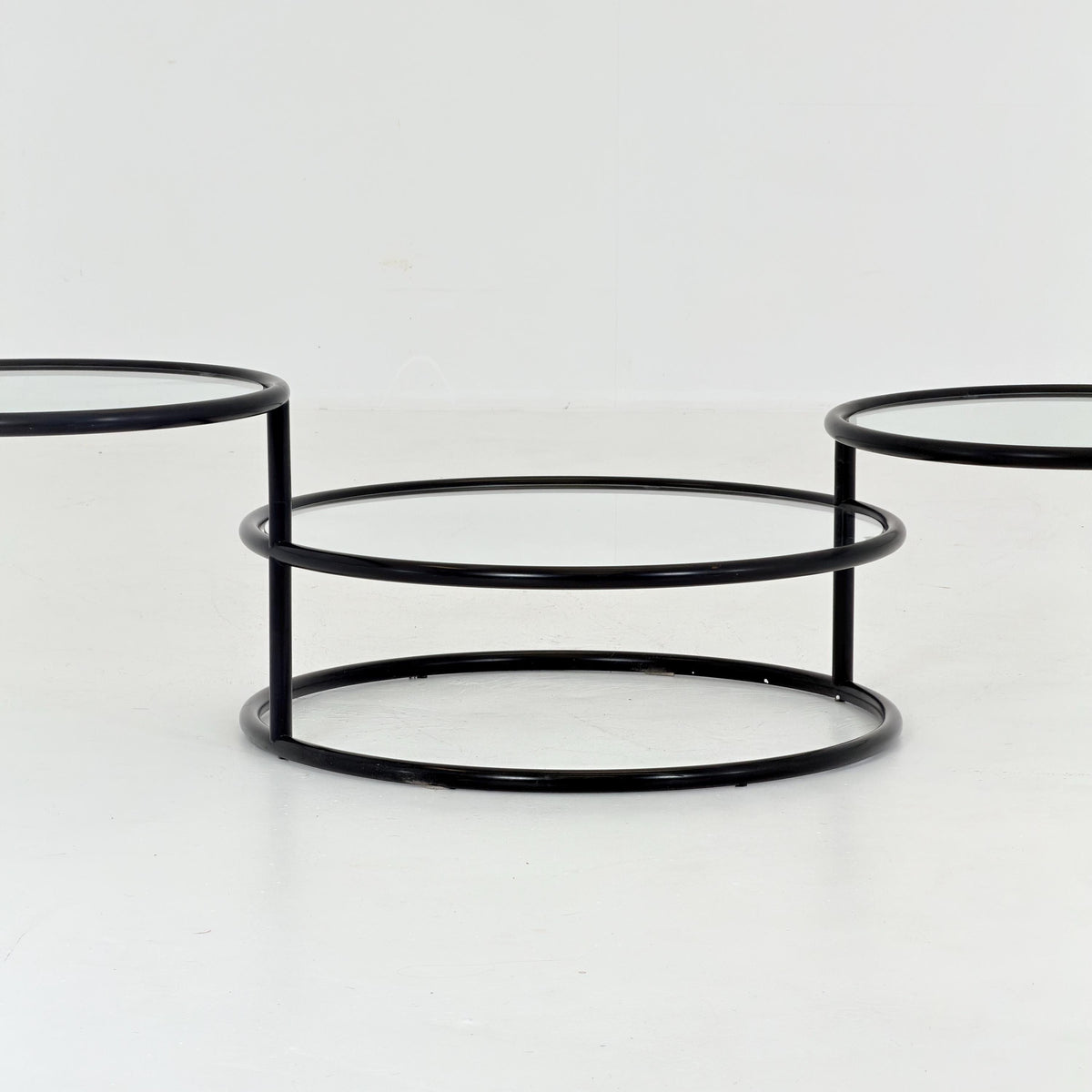 Mid-Century Black 3-Tier Swivel Coffee Table by Milo Baughman, Expandable Turntable Design