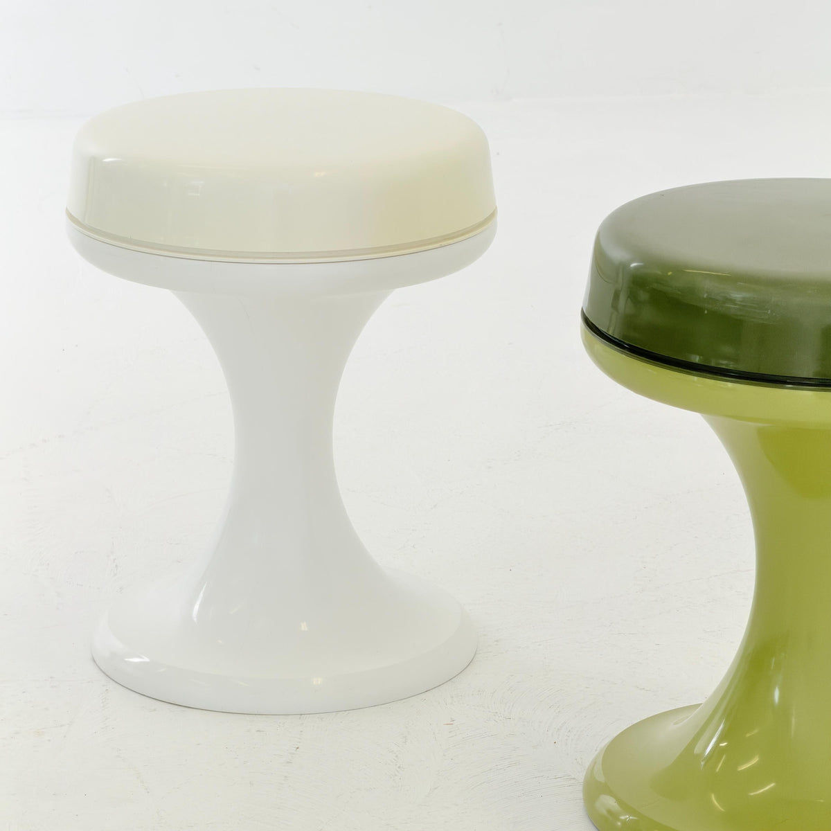 Mid Century Space Age Emsa Tulip Stools – Set of 2 – Olive Green & White – West Germany 1970s