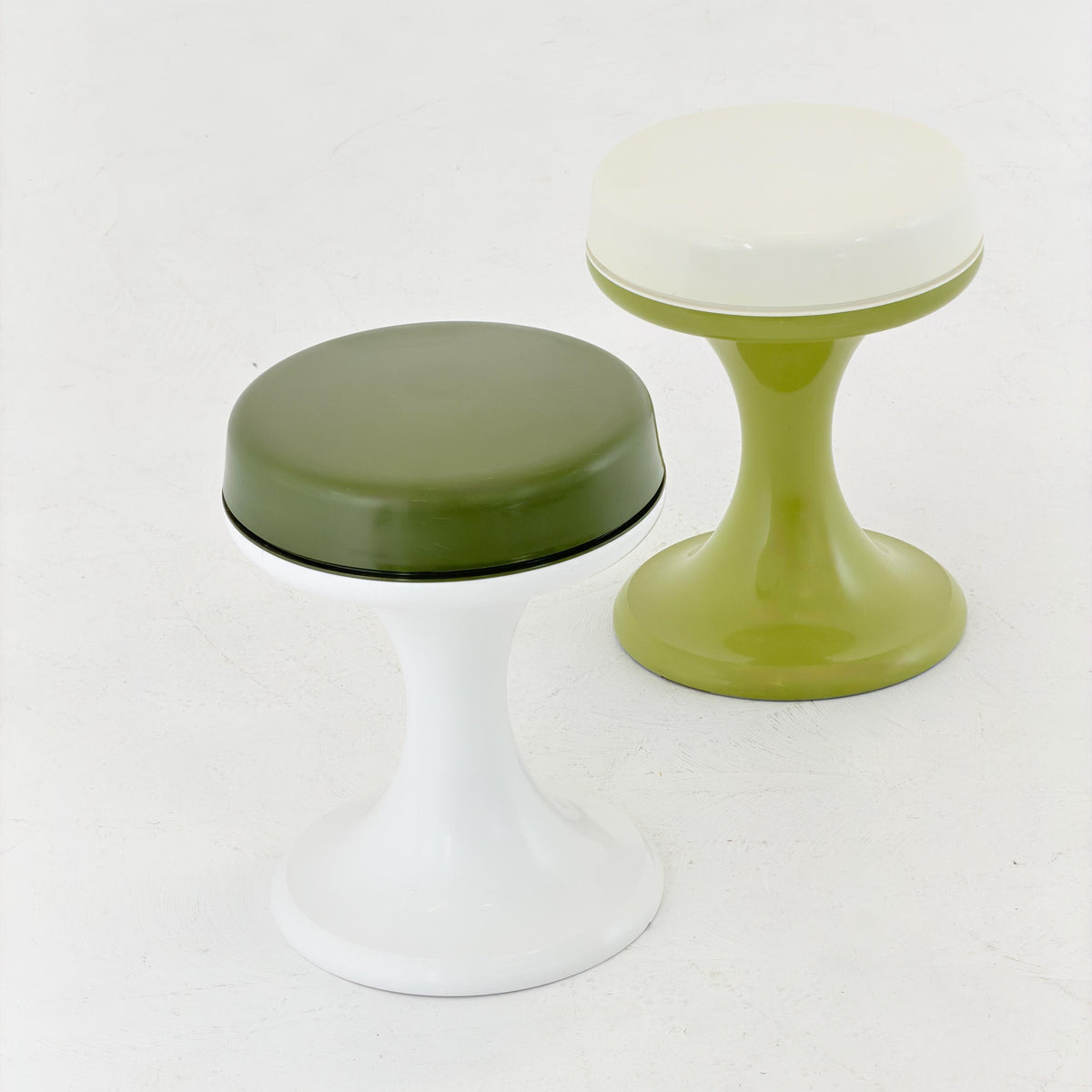 Mid Century Space Age Emsa Tulip Stools – Set of 2 – Olive Green & White – West Germany 1970s