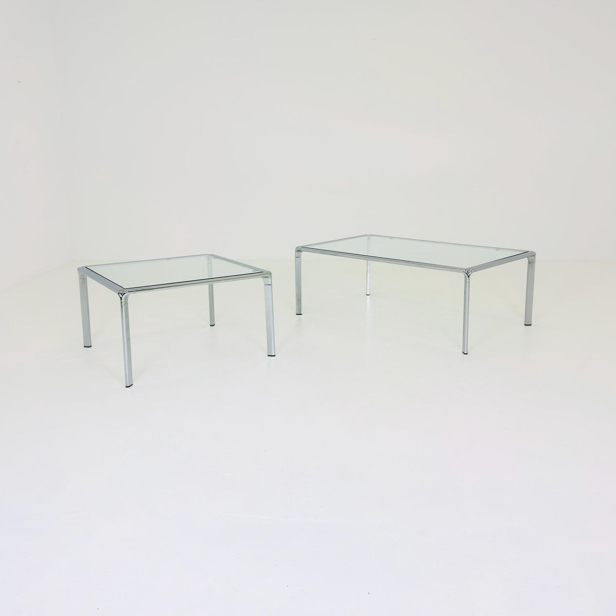 Mid Century Bauhaus rectangular Coffee Table, Chrome & Glass, Italian Design, 1980s