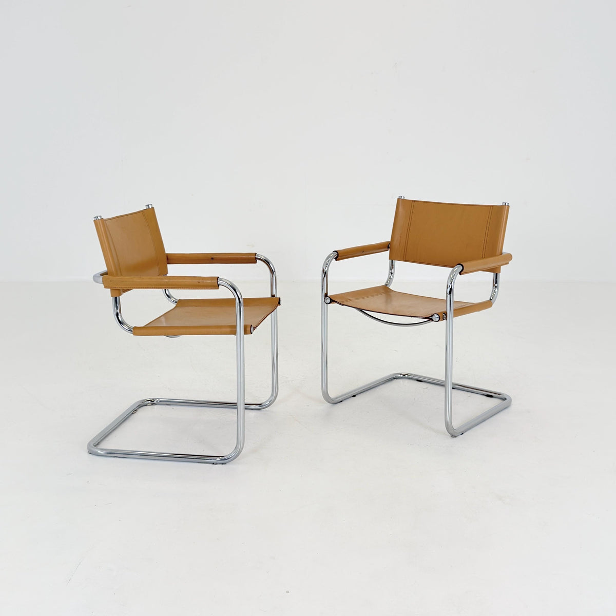 set of 6 Mid century Bauhaus Leather b34 armchairs by Mart Stam & Marcel Breuer for Fasem, Italy 1985