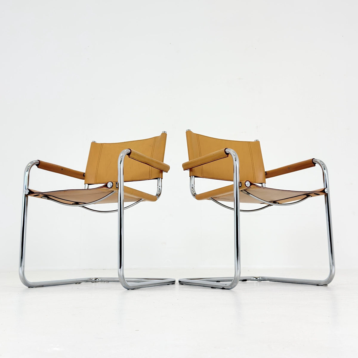 set of 6 Mid century Bauhaus Leather b34 armchairs by Mart Stam & Marcel Breuer for Fasem, Italy 1985