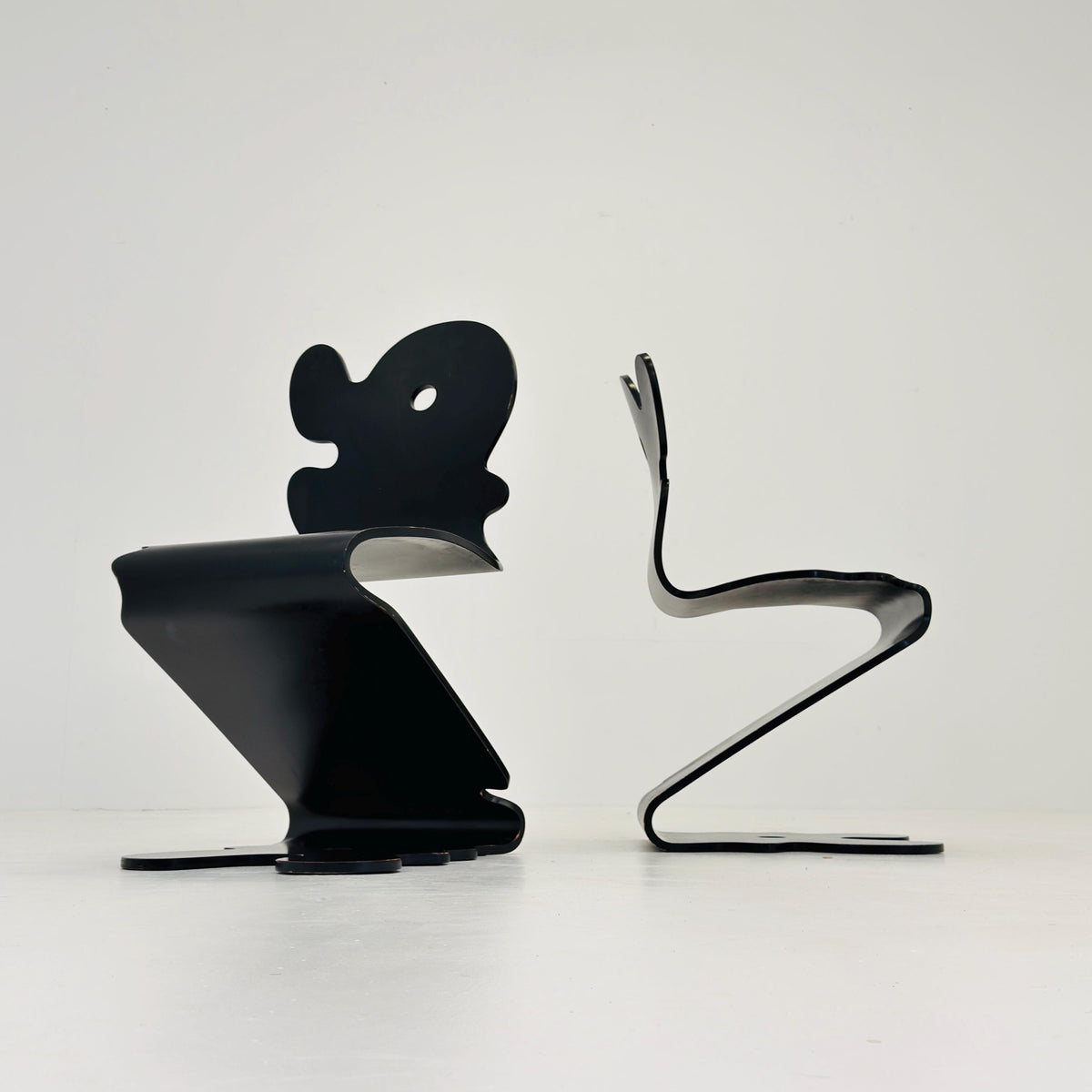 1 of 2 Mid century Verner Panton Pantonic 5000 Chair for Studio HÅG, 1990s Denmark