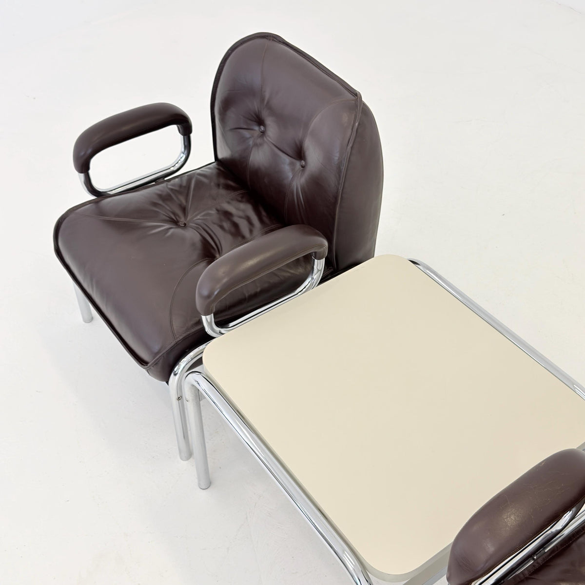 1 of 3 Mid century original vintage Girsberger Eurochair design lounge armchair , Switzerland 1980s.