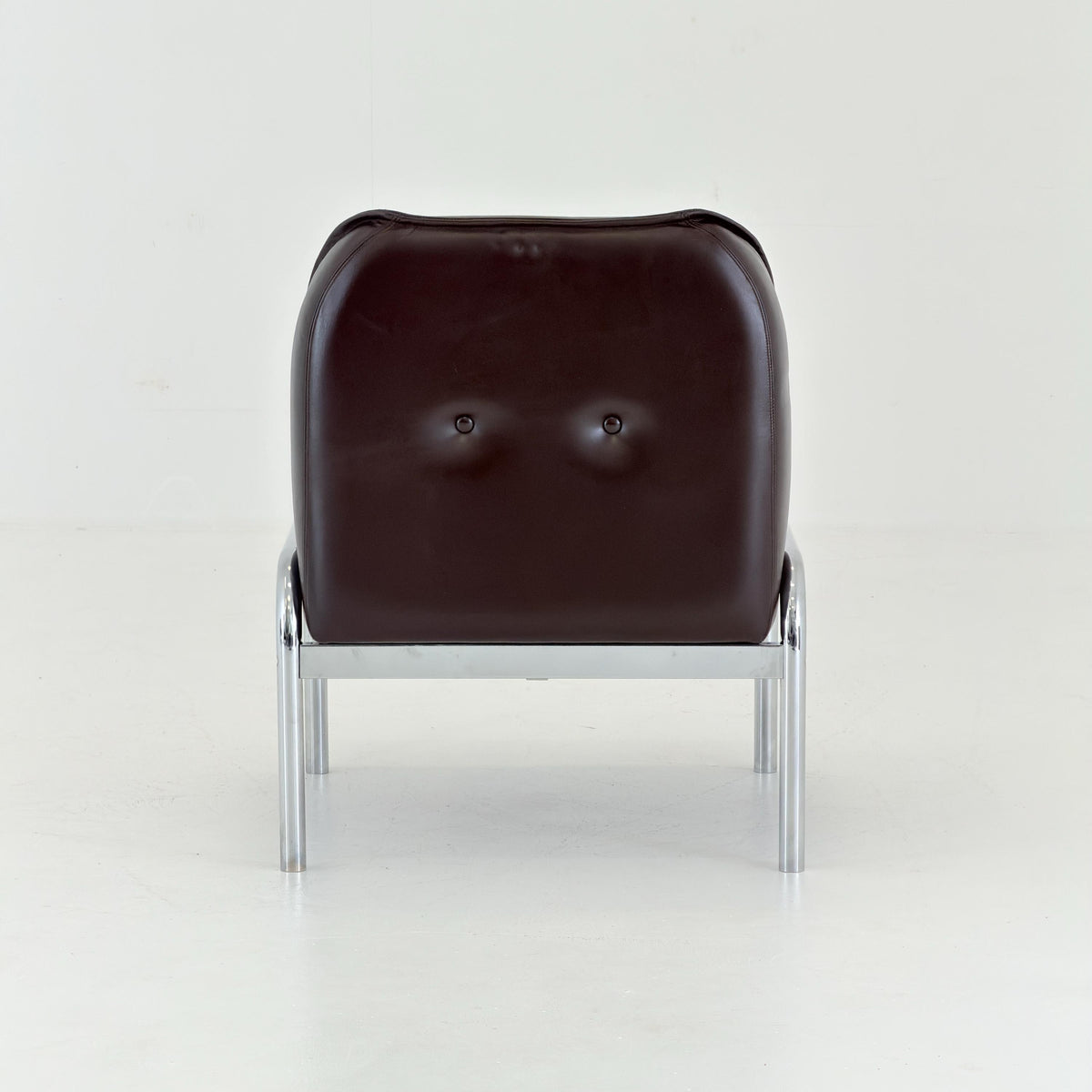 Set of 2 Girsberger Eurochair Lounge Chairs & Side Table, Swiss Made 1980s