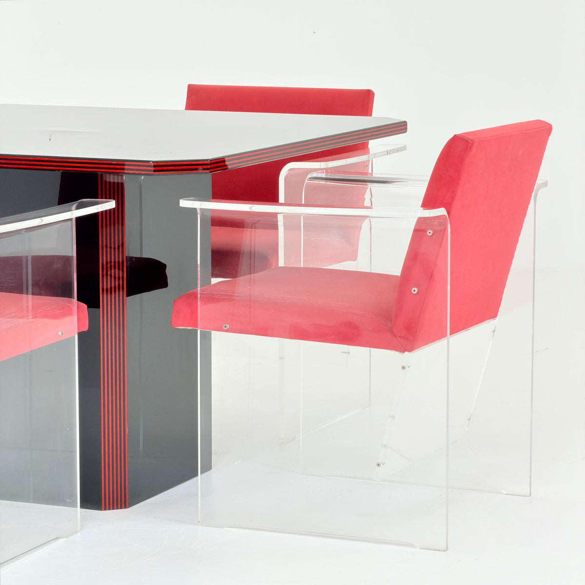 Rare Italian Postmodern Dining Set – Table & 4 Plexiglass Armchairs Italy 1980s