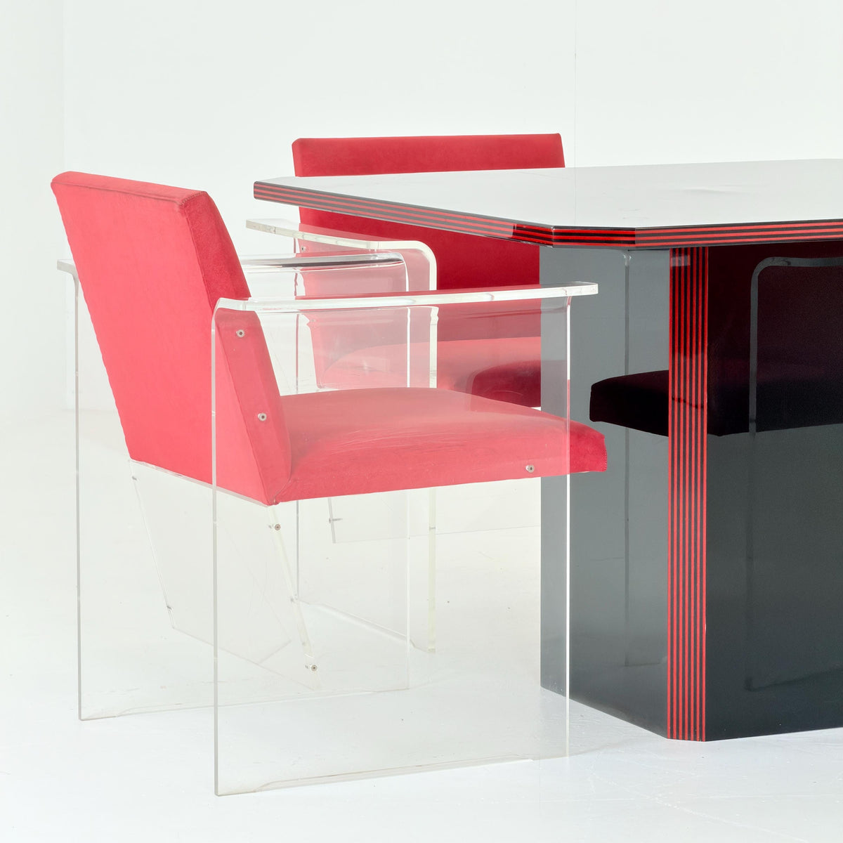 Rare Italian Postmodern Dining Set – Table & 4 Plexiglass Armchairs Italy 1980s