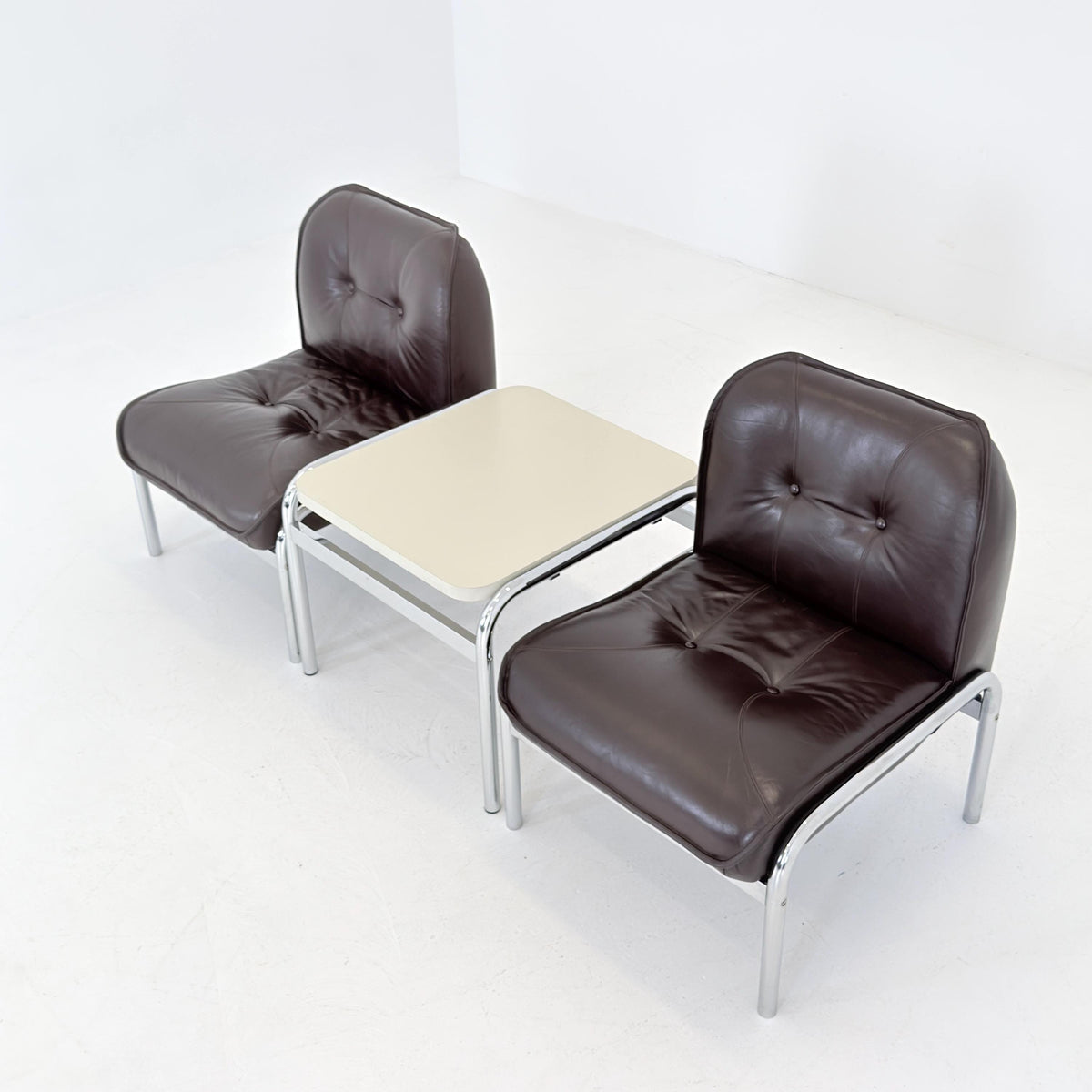1 of 3 Mid century Girsberger Eurochair white coffee Table, Swiss 1980s,