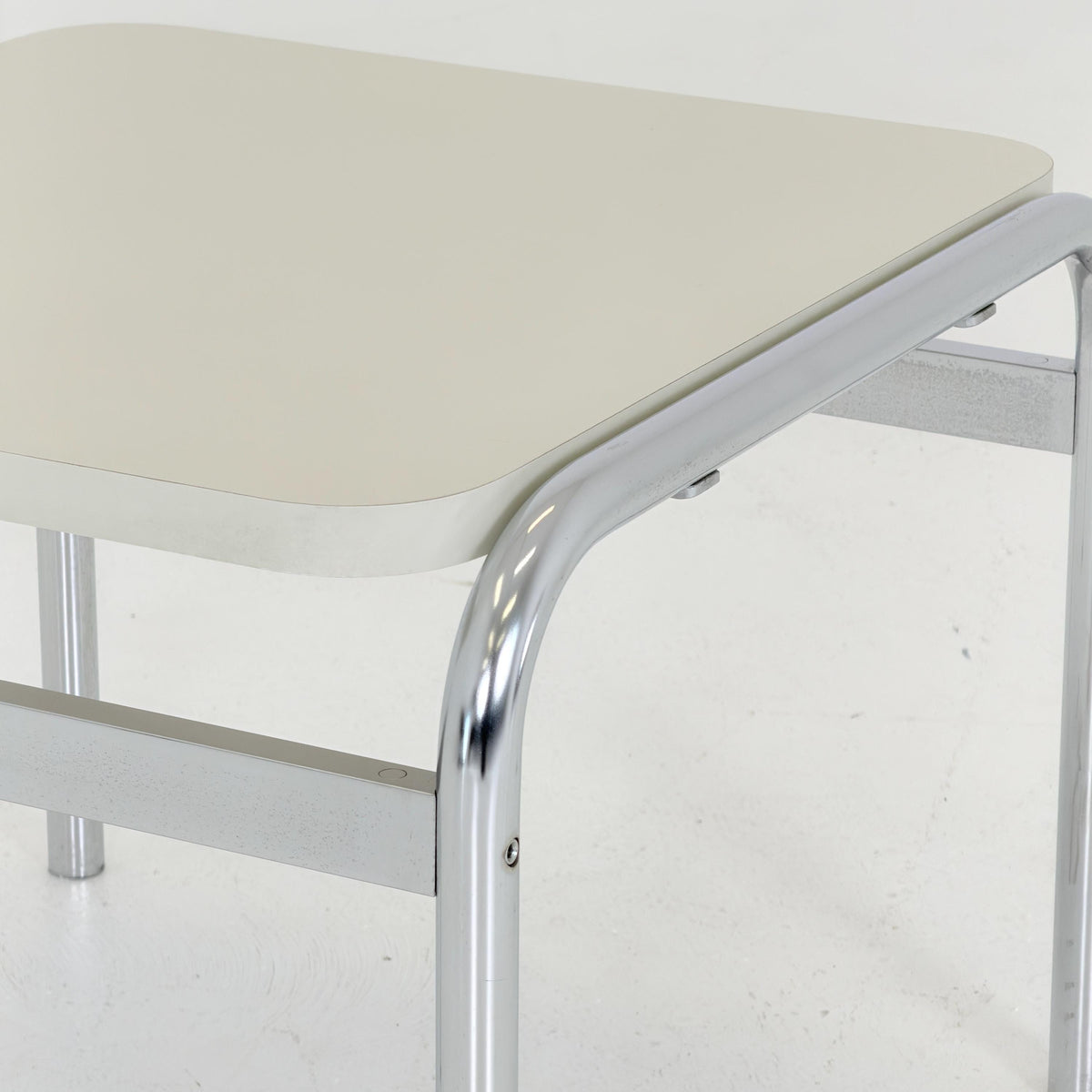 1 of 3 Mid century Girsberger Eurochair white coffee Table, Swiss 1980s,