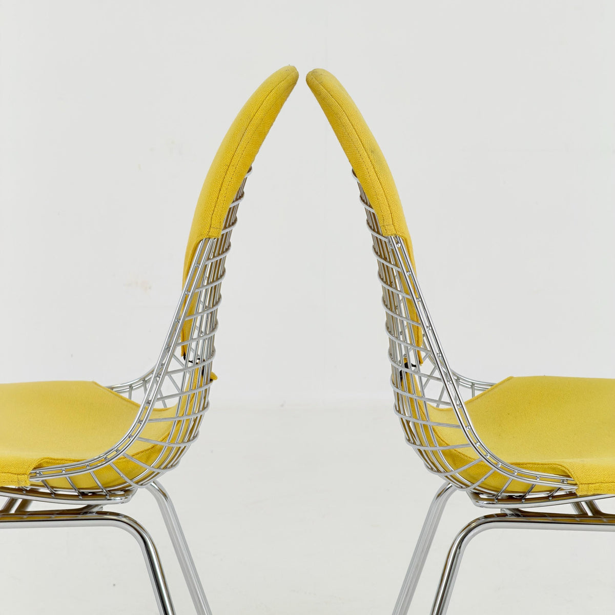 1 of 2 Mid-Century Charles & Ray Eames DKX-2 Wire Chair – Herman Miller – 1970s