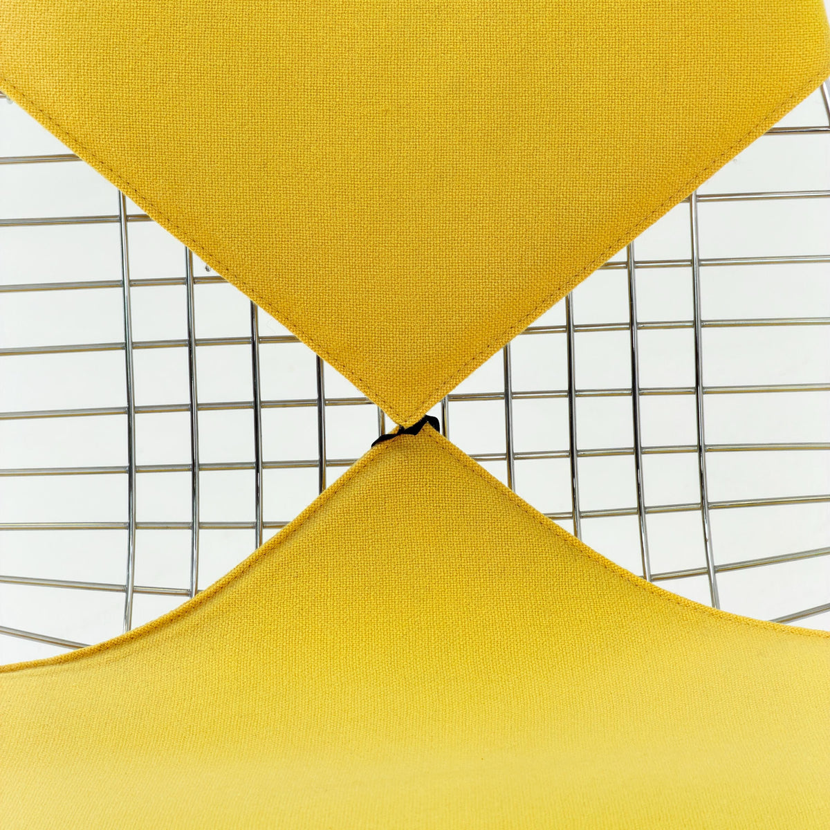 1 of 2 Mid-Century Charles & Ray Eames DKX-2 Wire Chair – Herman Miller – 1970s