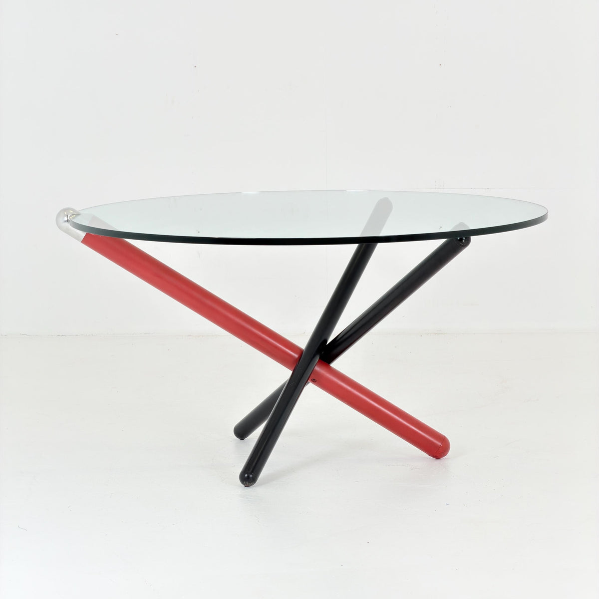 Rare Italian Postmodern Round Dining Table,Red & Black Sculptural Base, 1970s Italy,
