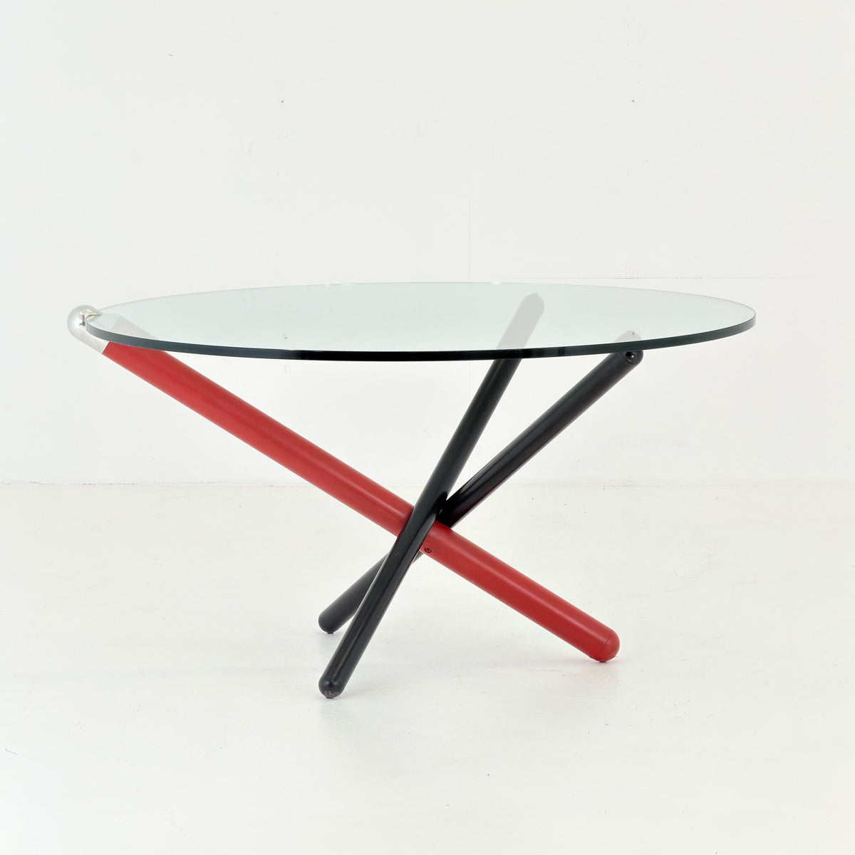 Rare Italian Postmodern Round Dining Table,Red & Black Sculptural Base, 1970s Italy,