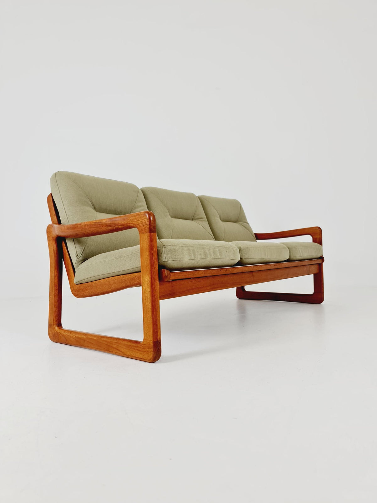 Mid century teak 3 -Seater Sofa by Holstebro Möbelfabrik , 1970s