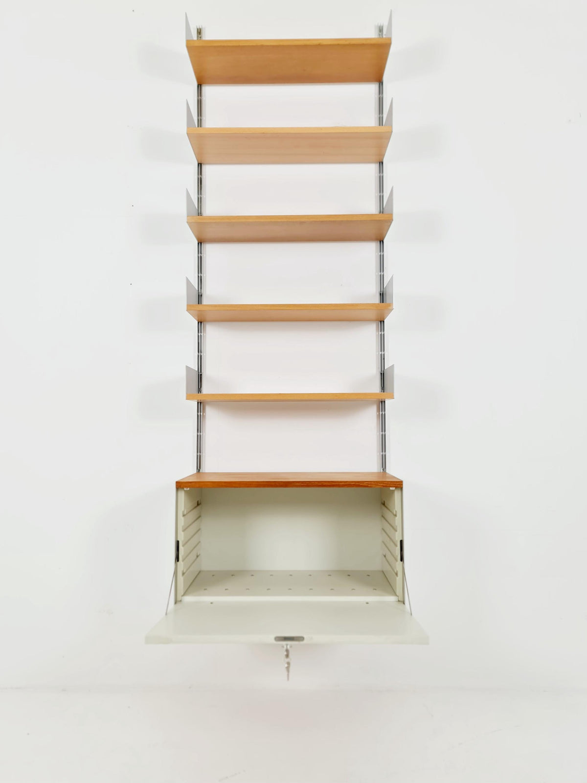 Rare Vintage shelving Unit "606", Dieter Rams for Vitsœ, 1950s