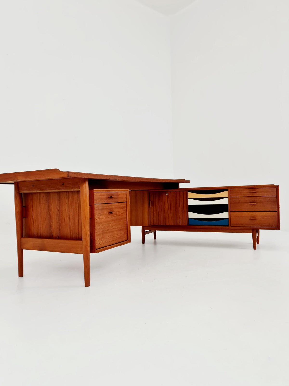Mid-Century Modern Arne Vodder Model 209 Teak Executive Desk for Sibast