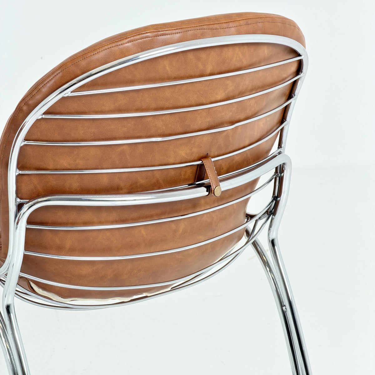 1 of 2 Mid century Bauhaus cognac leather Sabrina dining chair by Gaston’s Rinaldi for Rima Linea ,1970s Italy
