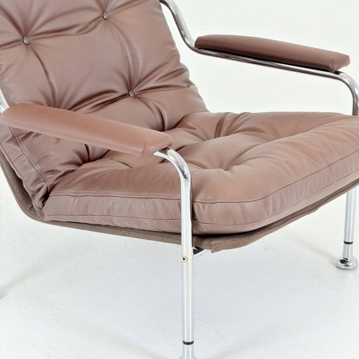 Mid-Century Modern Scandinavian lounge chair Design By Bo Eigert for Stalbo , Sweden 1970s