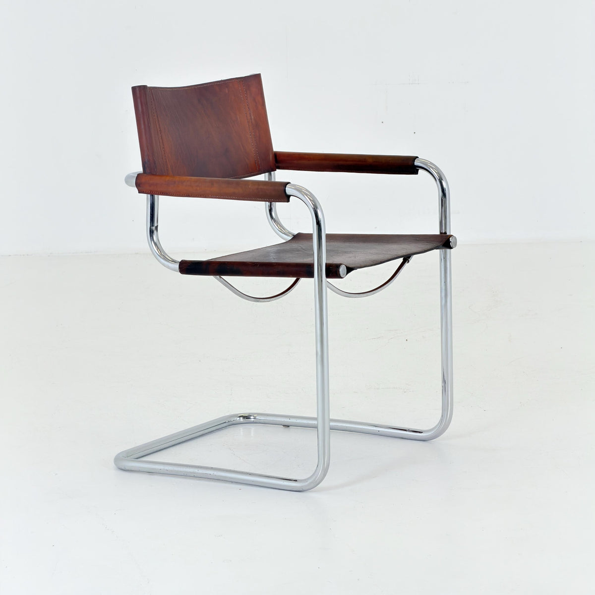 Mid century Bauhaus Matteo Grassi MG5 Cantilever Armchairs by Mart Stam, Italy, 1980s – Model B34