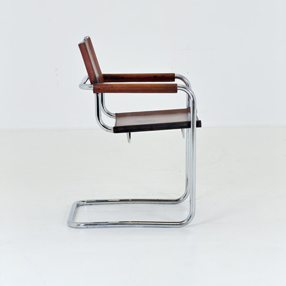Mid century Bauhaus Matteo Grassi MG5 Cantilever Armchairs by Mart Stam, Italy, 1980s – Model B34