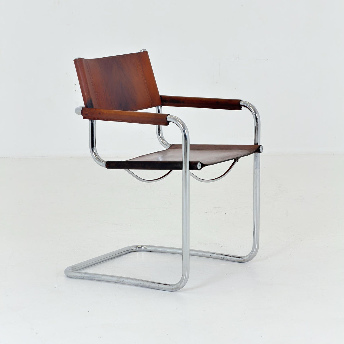 Mid century Bauhaus Matteo Grassi MG5 Cantilever Armchairs by Mart Stam, Italy, 1980s – Model B34