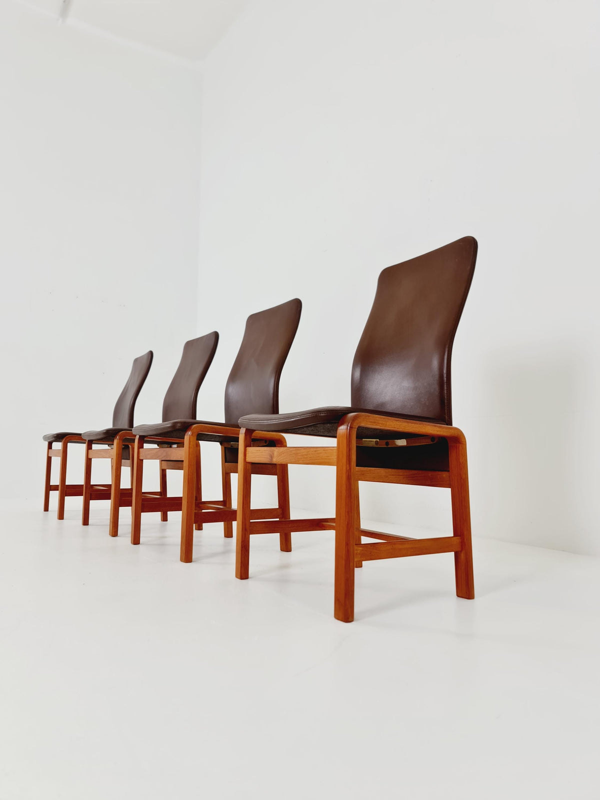 Midcentury teak Dining chairs by I.Olsen&Son Möbelfabrik 1970s, set of 4