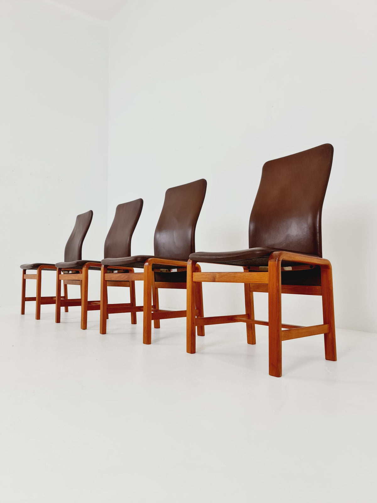 Midcentury teak Dining chairs by I.Olsen&Son Möbelfabrik 1970s, set of 4