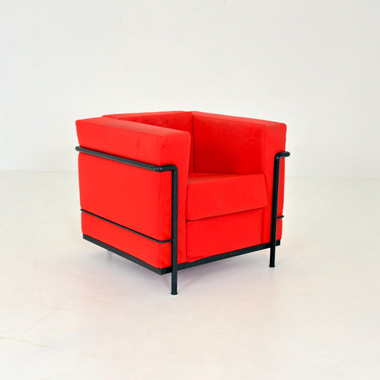 Mid century Cassina LC2 Armchair by Le Corbusier, Perriand & Jeanneret, Red Patterned Leather, Italy , LC2 011404 /1970s
