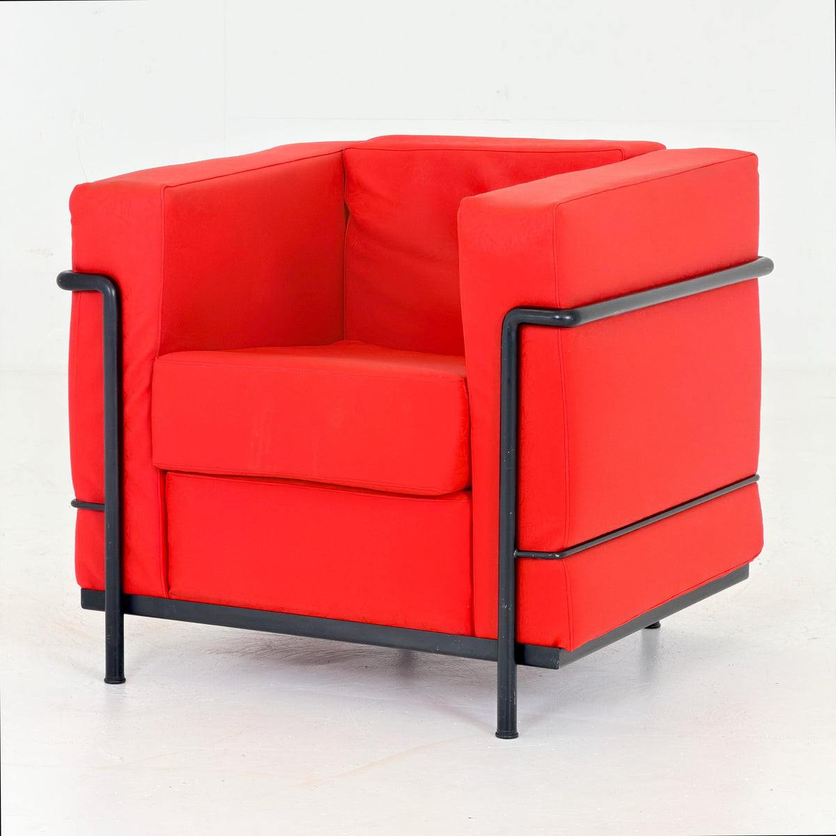 Mid century Cassina LC2 Armchair by Le Corbusier, Perriand & Jeanneret, Red Patterned Leather, Italy , LC2 011404 /1970s