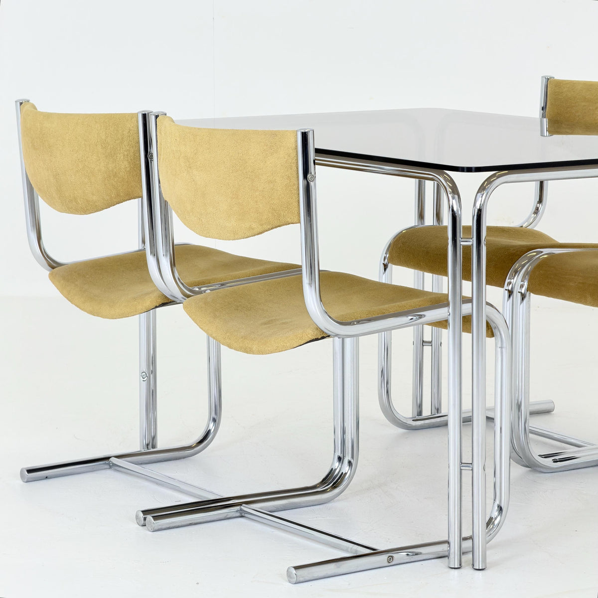 Set of 4 Mid Century Bauhaus Cantilever Dining Chairs, 1980s Germany