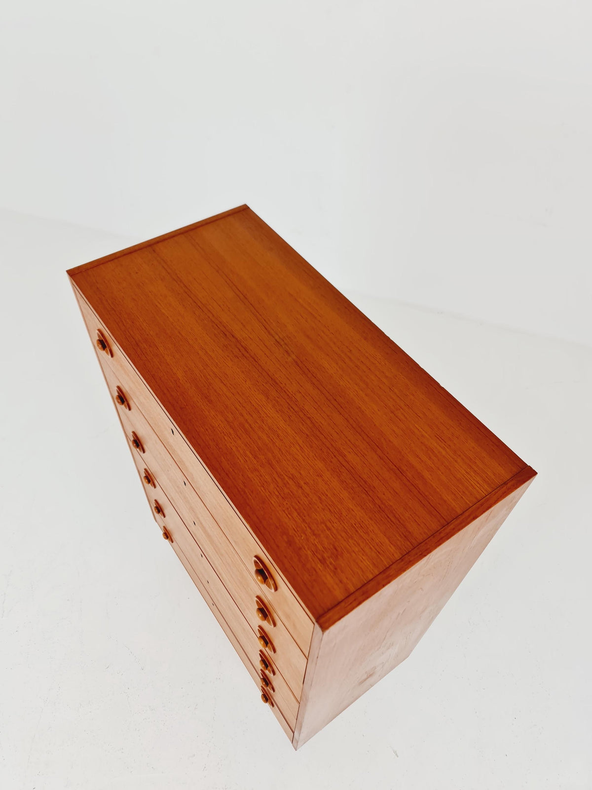 Midcentury danish design chest of drawers / drawer dresser /6 drawers cabinet By Ejsing Möbelfabrik 1960s